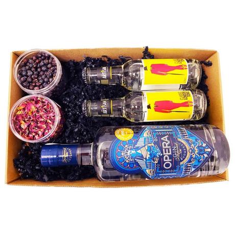 Opera Gin Tonik szett Díszdobozban Ginfűszerrel